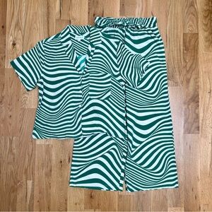 Wray Algae Swirl Lounge Set